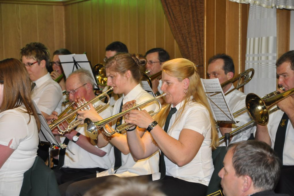 Der Musikverein Dohrgaul spielt auf dem Oster- und Zusatzkonzert 2015