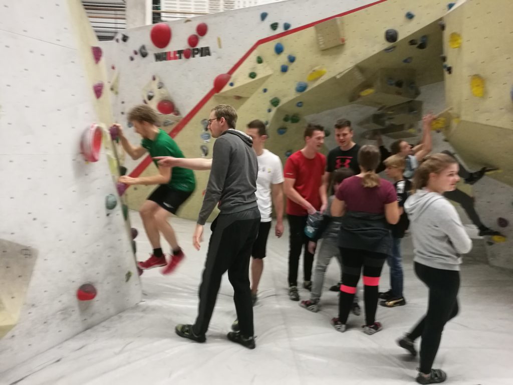 Den Jahresabschluss für das MV Dohrgaul Jugendorchester bildete ein Ausflug in die 2T Kletter- und Boulderhalle nach Lindlar.