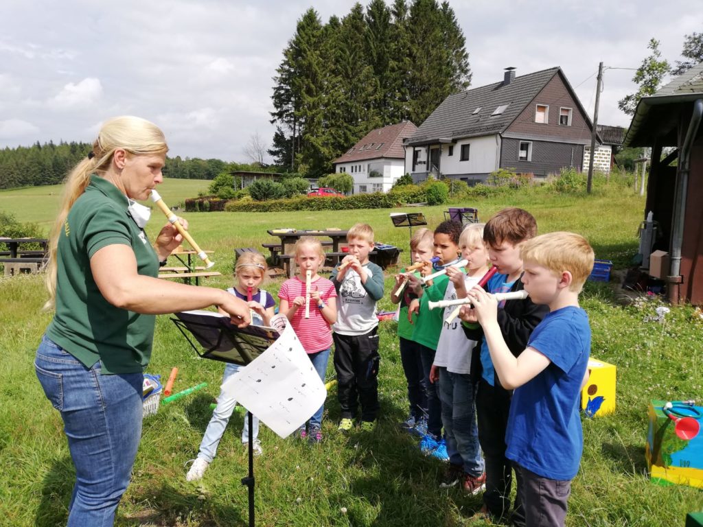Beim Ferienspaß konnten Kinder aus Agathaberg und Umgebung die Welt der Musik mit uns spielerisch erlernen und entdecken.